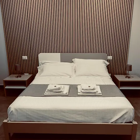 Skyline Rooms & Suites-2